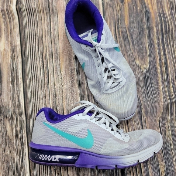 Women's 7.5 Nike Air max - Picture 1 of 7
